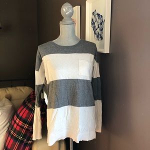 GAP color-block crew neck sweater